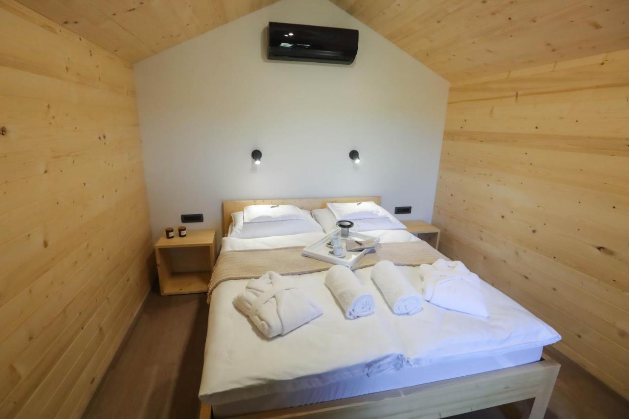 Healthy House Glamping Hotell Koper Eksteriør bilde