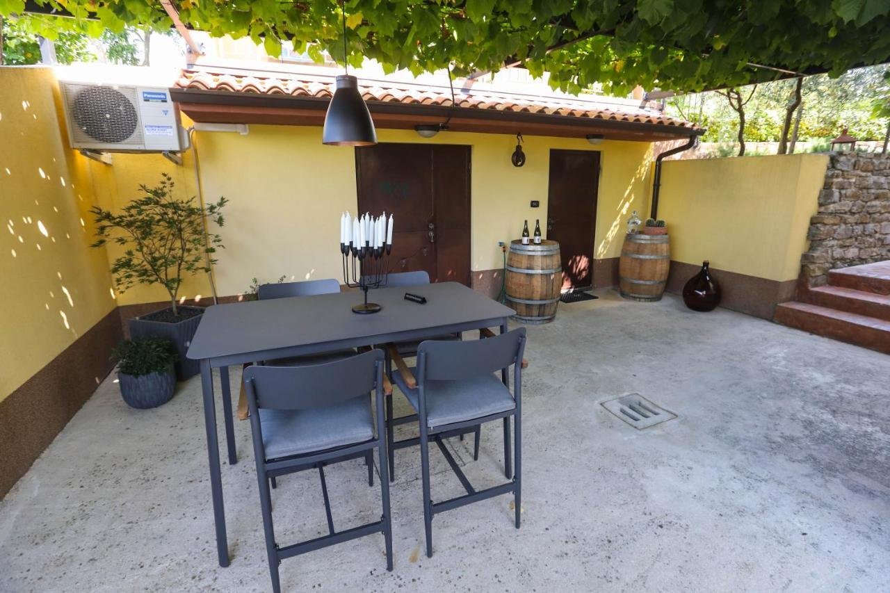 Healthy House Glamping Hotell Koper Eksteriør bilde